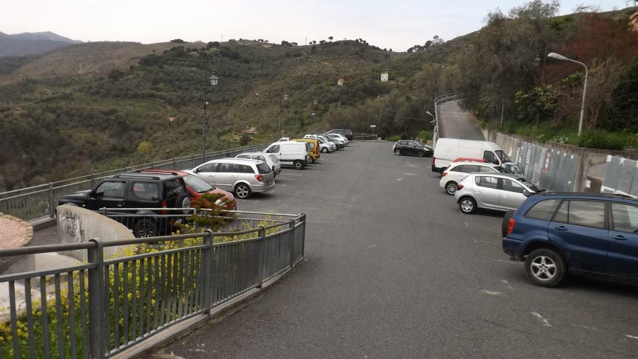 Casa vacanze Ca Dei Nonni Civezza